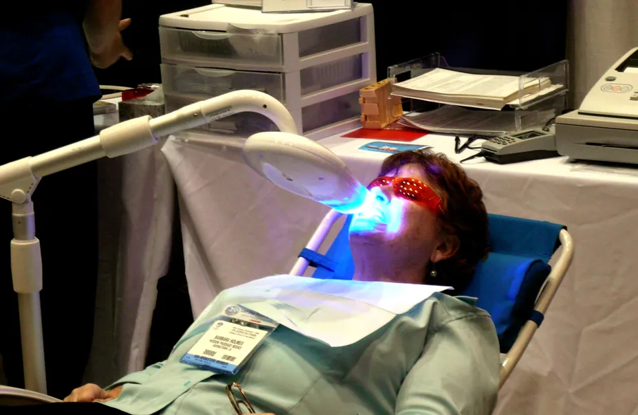 Blanqueamiento dental en Reinadent, Estepa